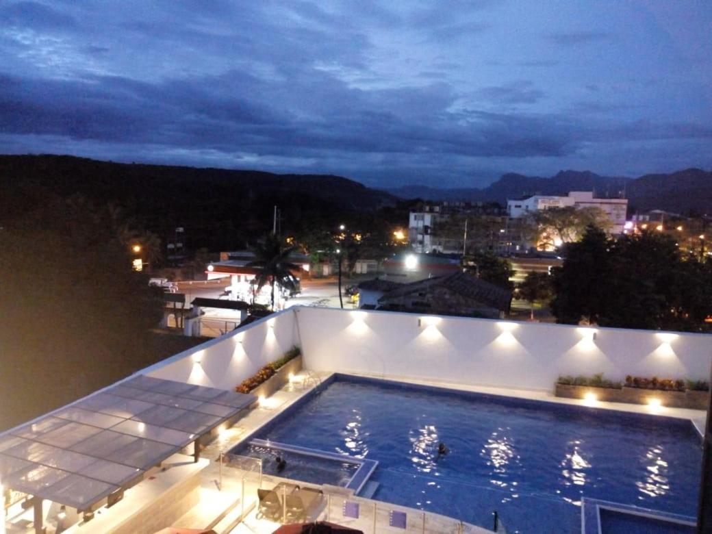 Hotel Karmel ميلغار المظهر الخارجي الصورة